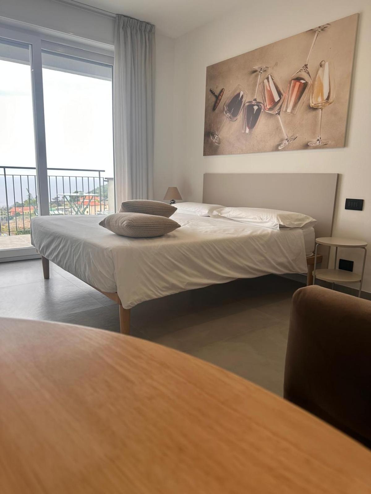 Villa La Matta Apartments And Luxury Suites Sanremo Camera foto